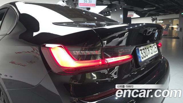 BMW 3-Series 320i M Sport