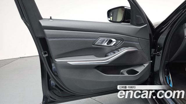 BMW 3-Series 320i M Sport