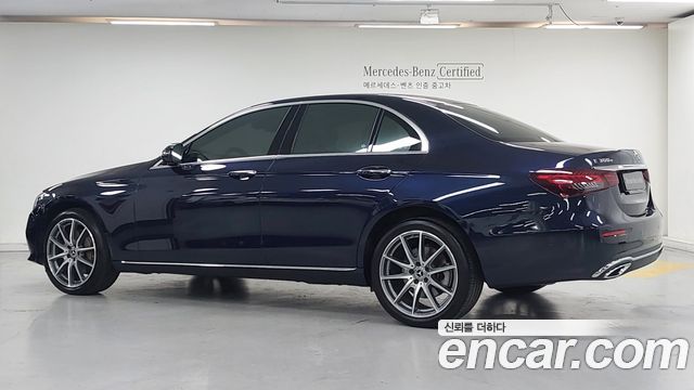 Mercedes-Benz E-Class E300e 4MATIC Exclusive