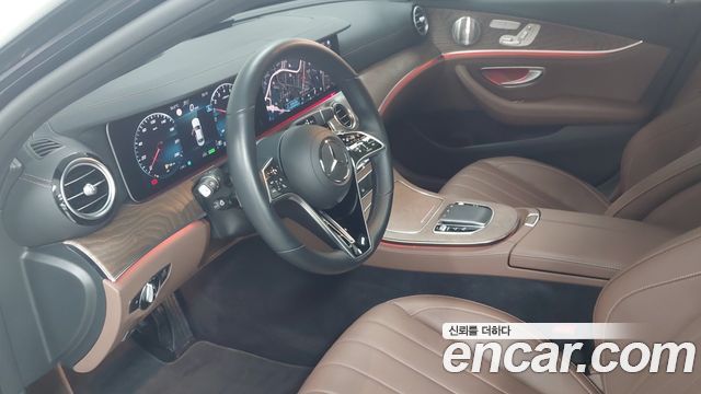 Mercedes-Benz E-Class E300e 4MATIC Exclusive