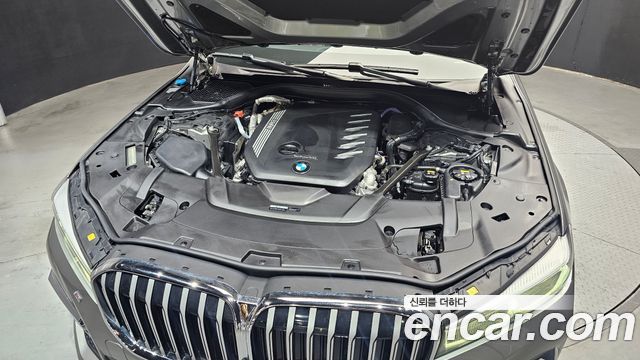 BMW 7-Series 730d xDrive M Sport