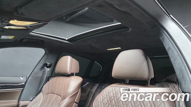 BMW 7-Series 730d xDrive M Sport