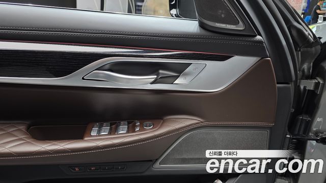 BMW 7-Series 730d xDrive M Sport