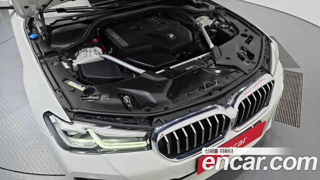 BMW 5-Series 520i M Sport
