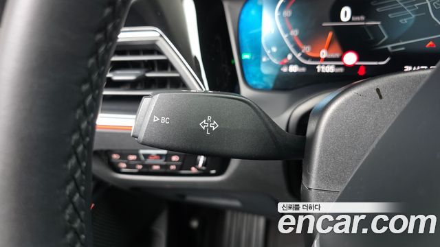 BMW 3-Series 320i