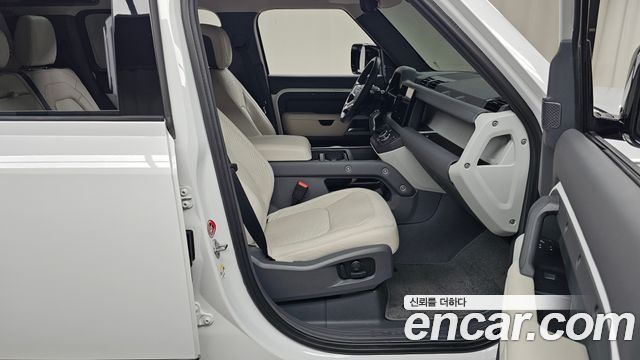 Land Rover Defender 110 D300 HSE