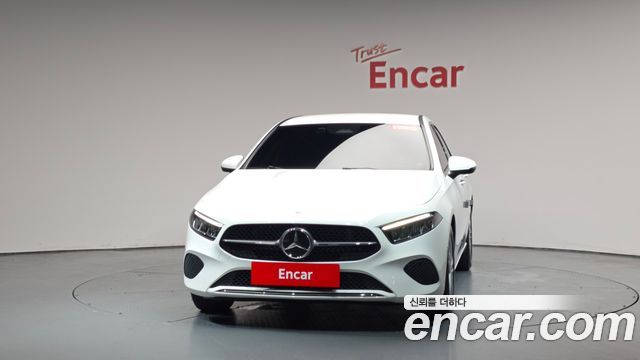 Mercedes-Benz A-Class A220 Hatchback