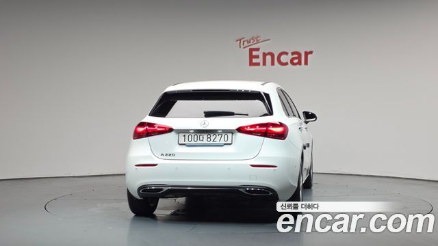 Mercedes-Benz A-Class A220 Hatchback