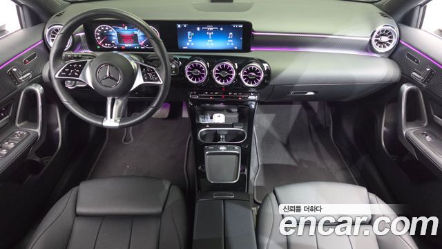 Mercedes-Benz A-Class A220 Hatchback