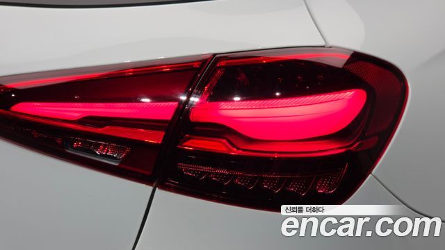 Mercedes-Benz A-Class A220 Hatchback