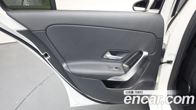 Mercedes-Benz A-Class A220 Hatchback