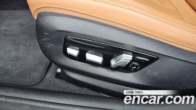 BMW 5-Series 530e Luxury