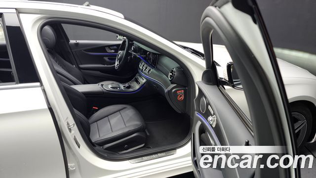 Mercedes-Benz E-Class E250 AMG Line