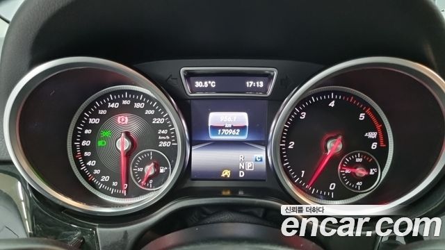 Mercedes-Benz GLE-Class GLE350 d 4MATIC