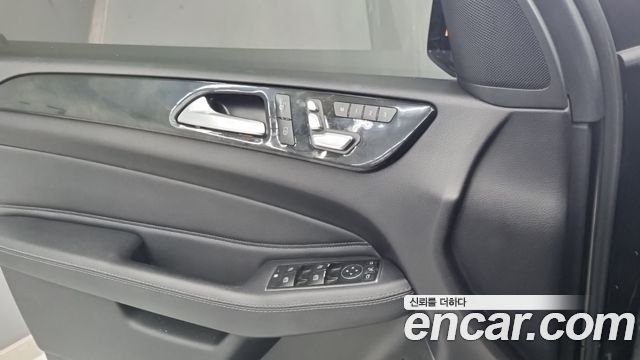 Mercedes-Benz GLE-Class GLE350 d 4MATIC