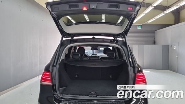 Mercedes-Benz GLE-Class GLE350 d 4MATIC