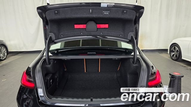 BMW 3-Series 320i M Sport