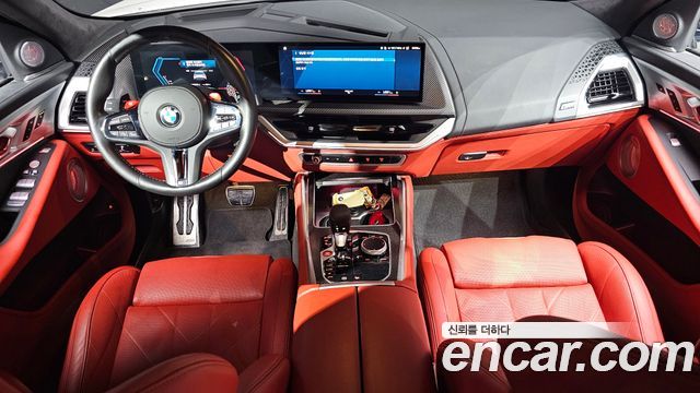 BMW XM 4.4