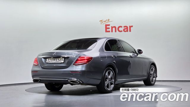 Mercedes-Benz E-Class E300 Avantgarde