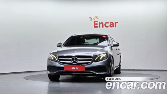 Mercedes-Benz E-Class E300 Avantgarde