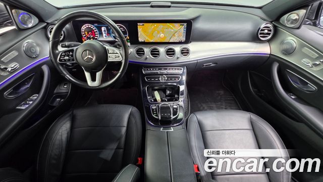 Mercedes-Benz E-Class E300 Avantgarde