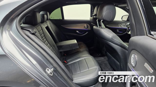 Mercedes-Benz E-Class E300 Avantgarde
