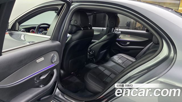 Mercedes-Benz E-Class E300 Avantgarde
