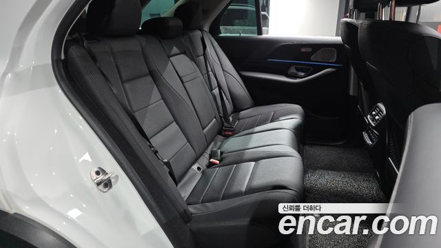 Mercedes-Benz GLE-Class GLE300d 4MATIC