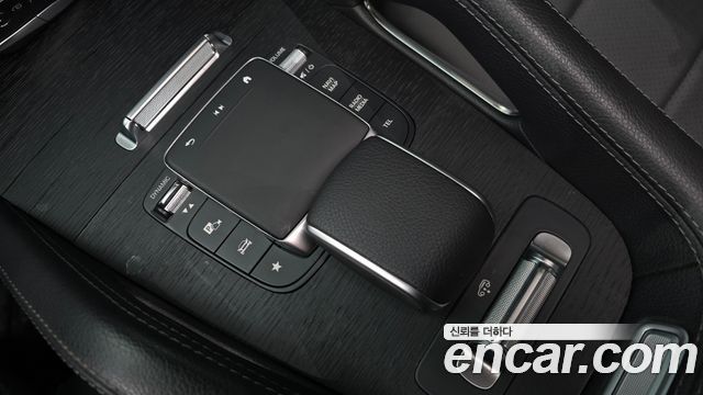 Mercedes-Benz GLE-Class GLE300d 4MATIC