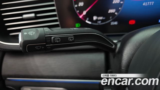 Mercedes-Benz GLE-Class GLE300d 4MATIC
