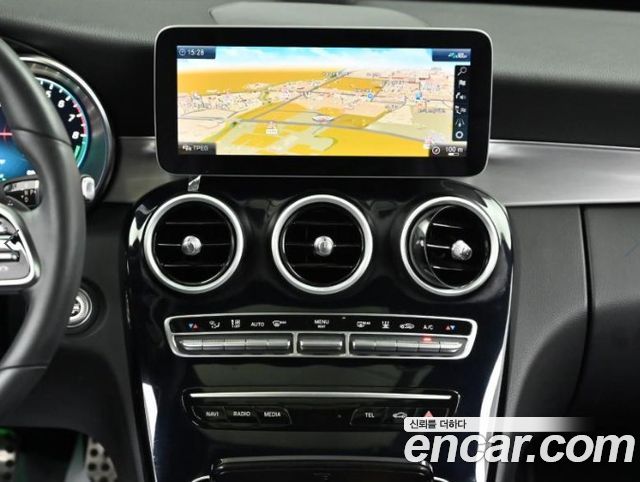 Mercedes-Benz C-Class C300e 4MATIC AMG Line