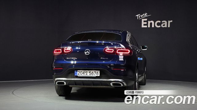 Mercedes-Benz GLC-Class GLC300e 4MATIC Coupe Premium package