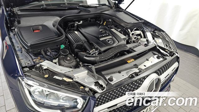 Mercedes-Benz GLC-Class GLC300e 4MATIC Coupe Premium package