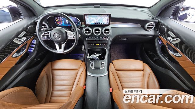 Mercedes-Benz GLC-Class GLC300e 4MATIC Coupe Premium package