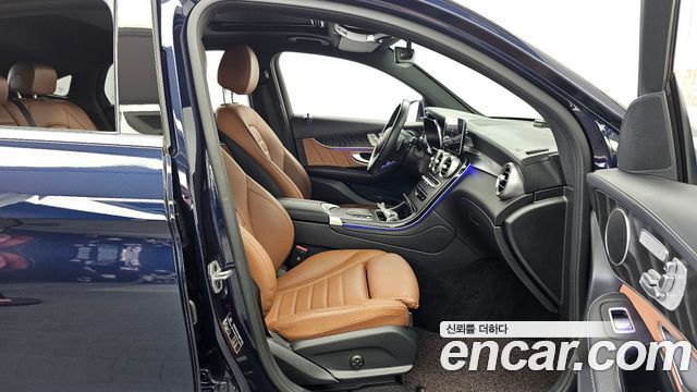 Mercedes-Benz GLC-Class GLC300e 4MATIC Coupe Premium package
