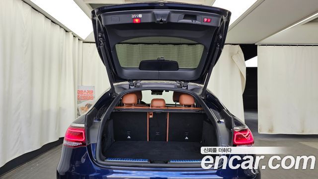 Mercedes-Benz GLC-Class GLC300e 4MATIC Coupe Premium package