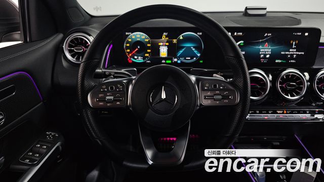 Mercedes-Benz EQB EQB300 4MATIC AMG Line