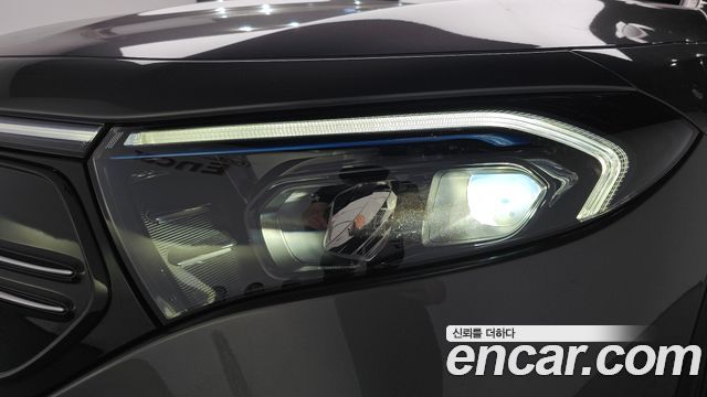 Mercedes-Benz EQB EQB300 4MATIC AMG Line