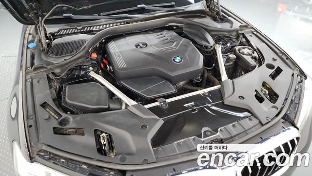 BMW 5-Series 520i Luxury