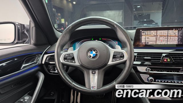 BMW 5-Series 530i M Sport Package Plus