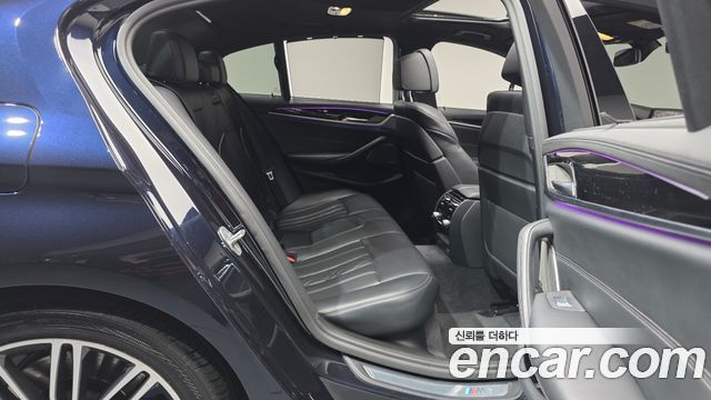 BMW 5-Series 530i M Sport Package Plus
