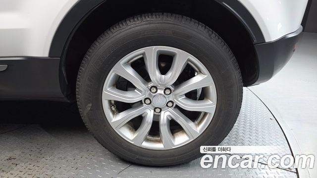 Land Rover Range Rover Evoque 2.0 TD4 SE