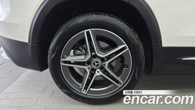 Mercedes-Benz GLB-Class GLB250 4MATIC