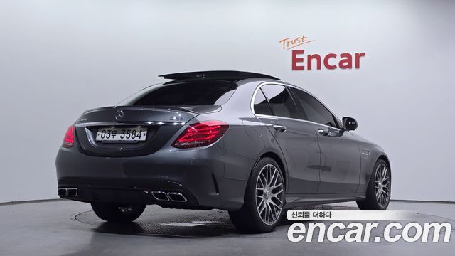 Mercedes-Benz C-Class C63 AMG
