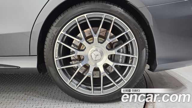 Mercedes-Benz C-Class C63 AMG