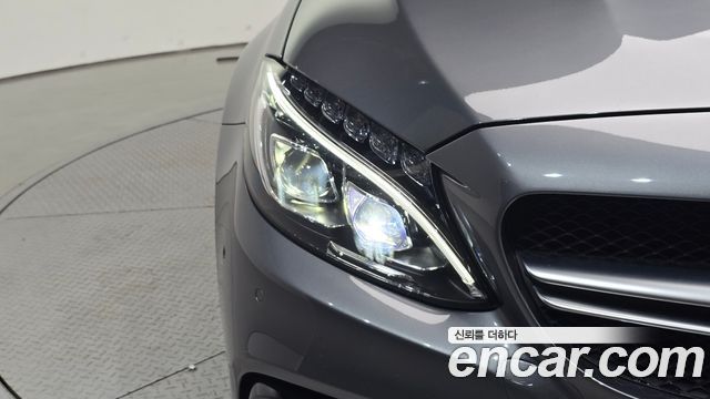 Mercedes-Benz C-Class C63 AMG