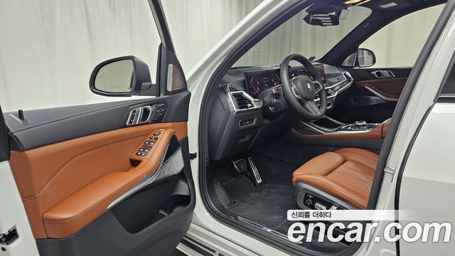 BMW X7 xDrive 40i M Sport 7STR