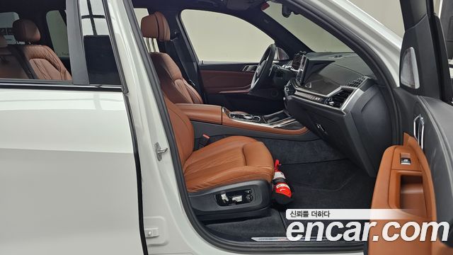 BMW X7 xDrive 40i M Sport 7STR