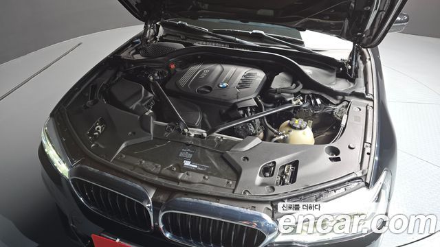 BMW 5-Series 520d M Sport Package Plus