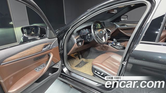 BMW 5-Series 520d M Sport Package Plus